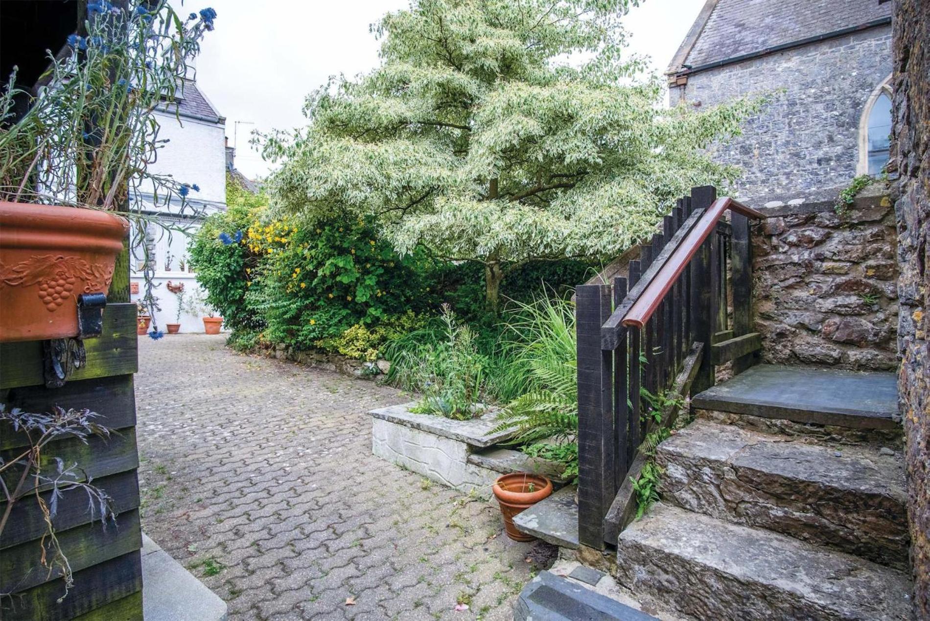 The Granary - One Bedroom - St Florence Saint Florence